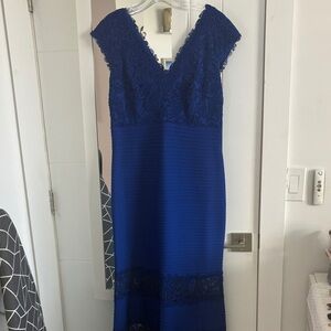 Tadashi Shoji Elegant Blue Lace Maxi Dress